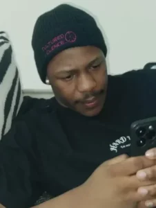 CV…☮“Undisputed” Engineered Knit Ribbed Beanie